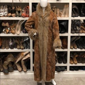 Newport News Faux Fur Coat💋